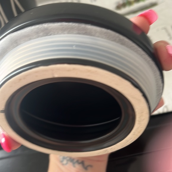 🆕Rae Dunn GRANOLA Black BN Ceramic Canister- VHTF.RARE DISCONTINUED - Picture 5 of 7